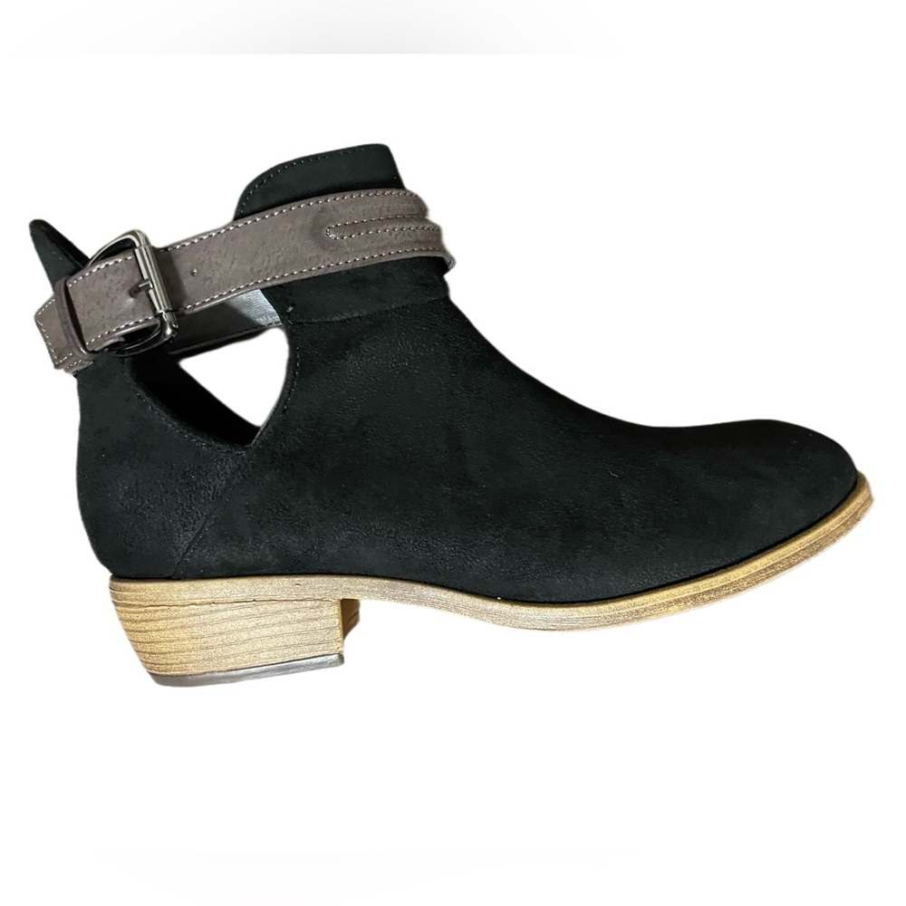 NEW Black Side Slit Cut-Out Booties